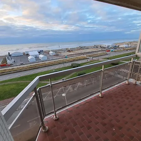 Spacious 3-bedroom Near The