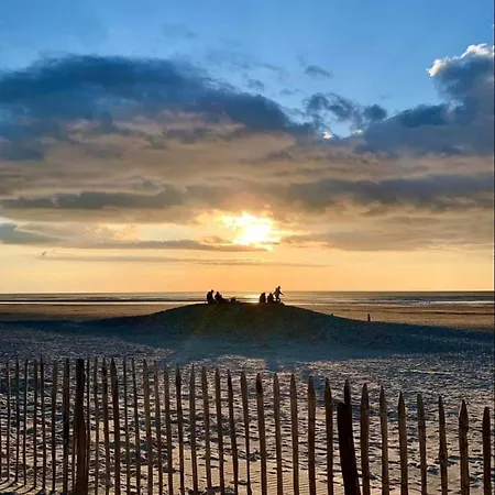 Spacious 3-bedroom Near The Appartamento