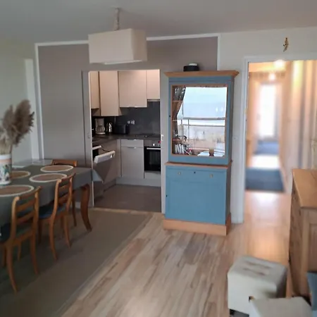 Spacious 3-bedroom Near The Appartamento Le Touquet